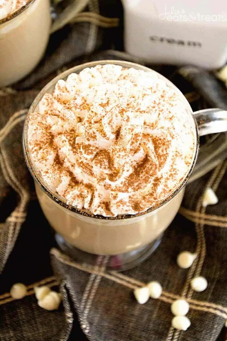 Choco latte. Шоколад Latte. Ореховый латте. Шоколадный латте. Латте с шоколадом.