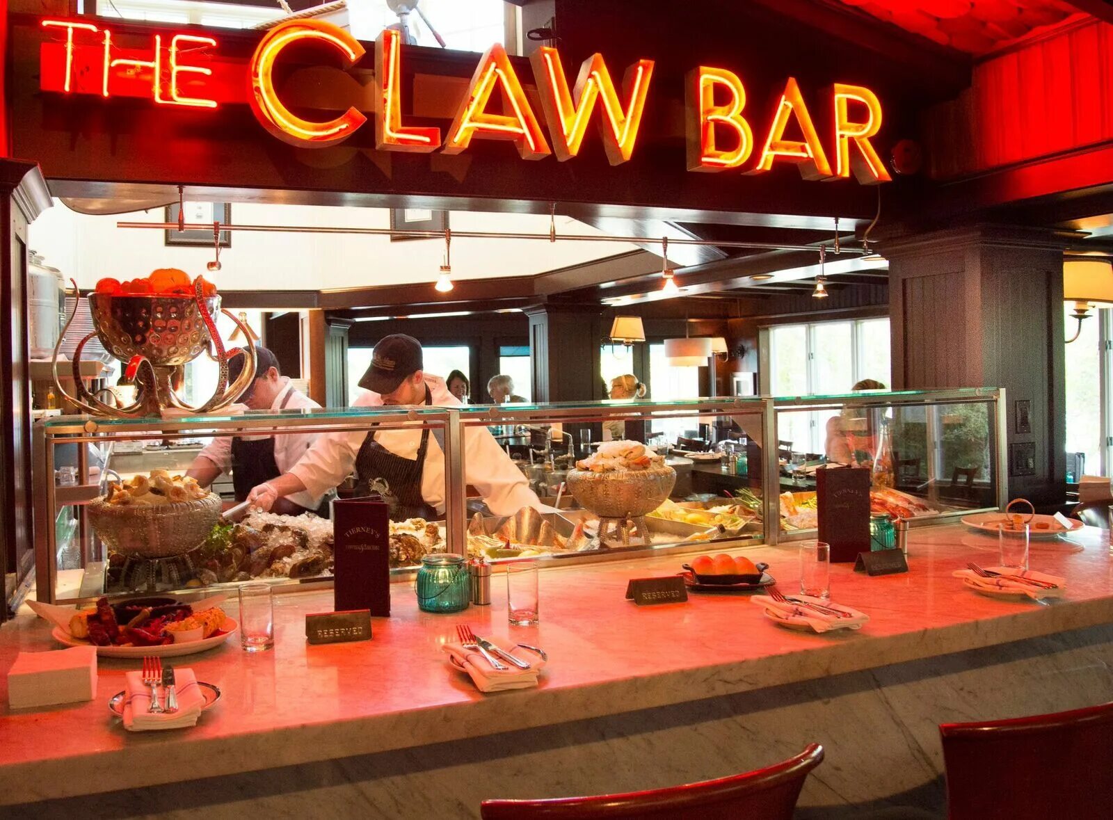 Louis the claw ресторан. Claw Bar. Claw Bar Угрешская. Claw бар фото.