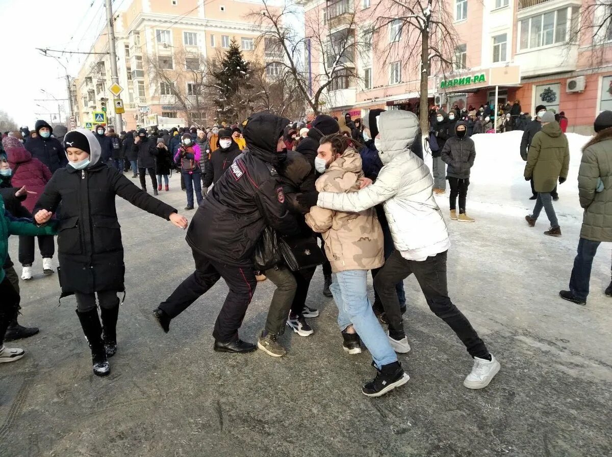 Какого числа будет митинг. Митинг барнаул 23 января 2025. митинг в барнауле 23.09.2025. протесты в барнауле. митинг навального в барнауле.