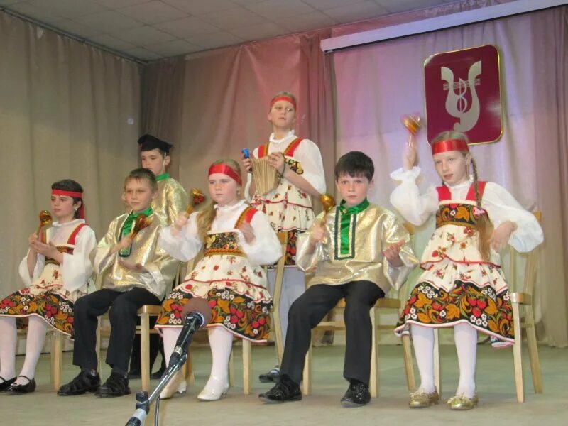 м. хор камертон невского района. кострома дши 4 адрес. здание детской школы искусств. музыкальная школа кострома голубкова.