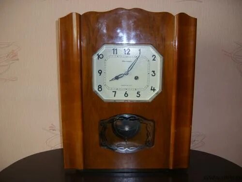 810. Часы янтарь с боем корпус. Часы очз янтарь настенные с боем. Часы с боем янтарь 118151. Часы янтарь с боем корпус.