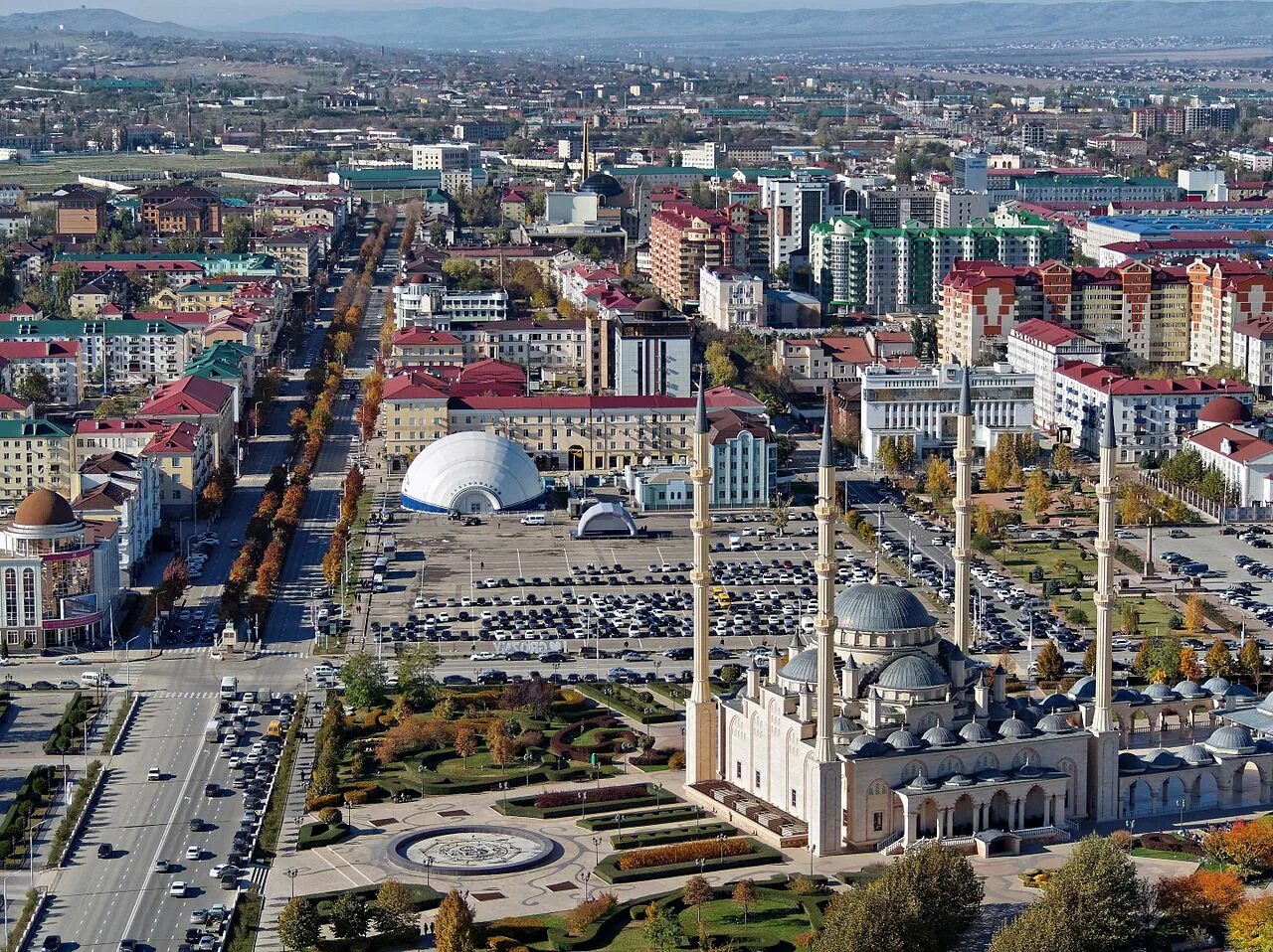 Город назвали грозным. Город Грозный Чеченская Республика. Столица Чечни Грозный. Столица Чеченской Республикой город Грозная. Чеченская Республика Грозненский центр.