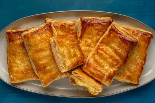 Хачапури из слоеного теста Savoury baking, Food, Food and drink