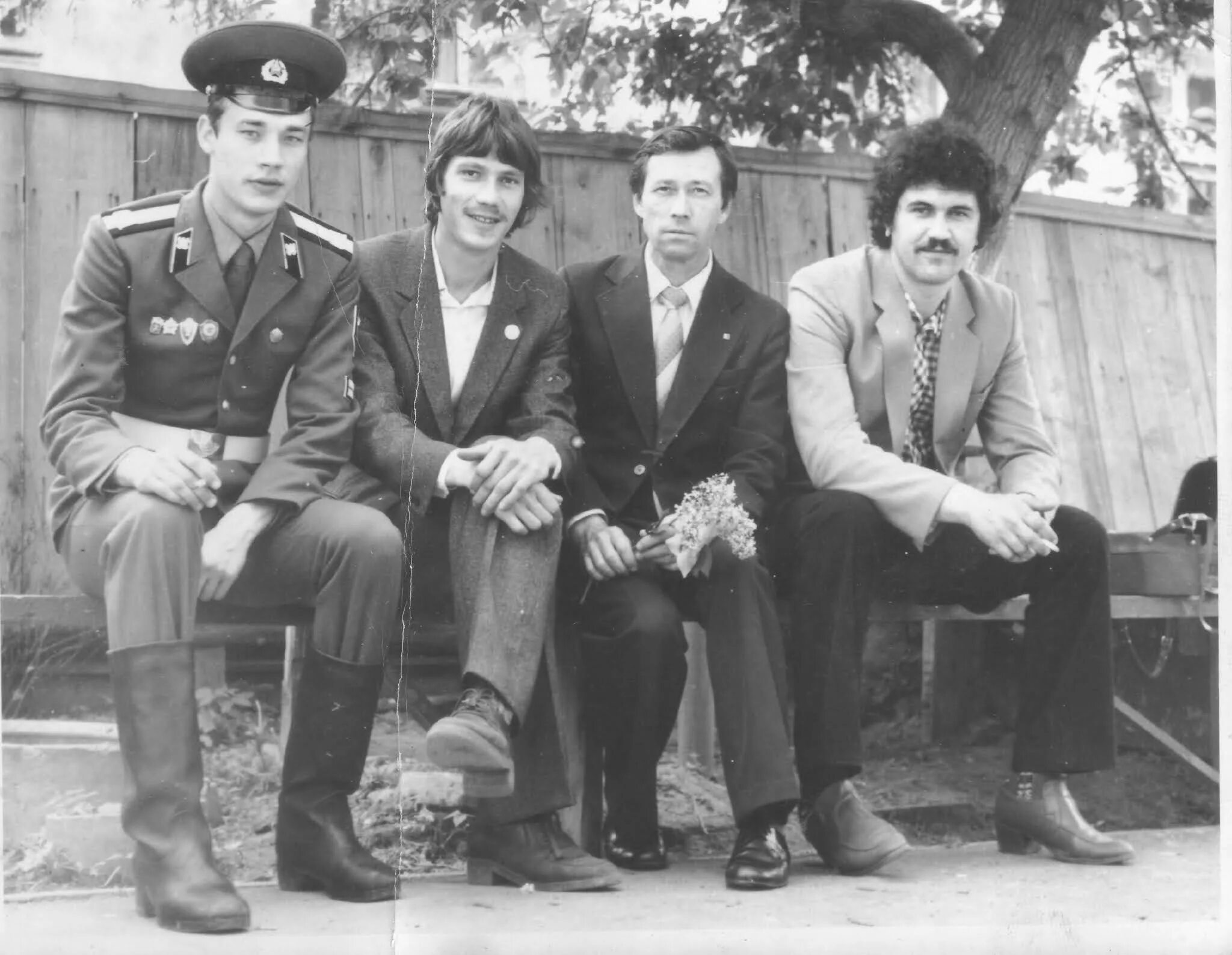 Рота много. Комендантская рота. московский авиационный институт 1982 год. комендантская рота 1980. комендантская рота гувд.