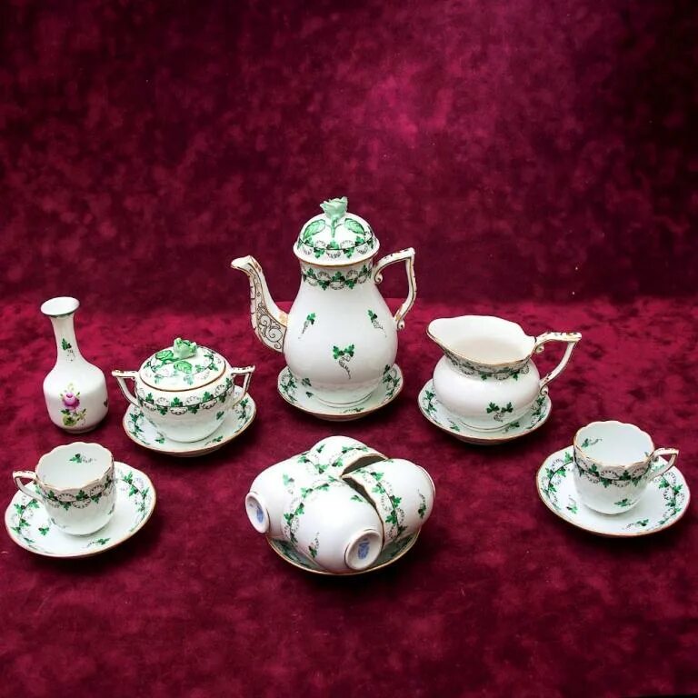 Meito china японский фарфор. Бабигонский сервиз. Известные сервизы. Известные сервизы. Сервизы веймар порцелан.