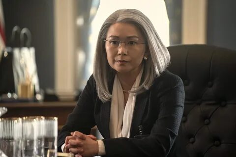 Hong Chau in Ночной агент (2023). gallery. 