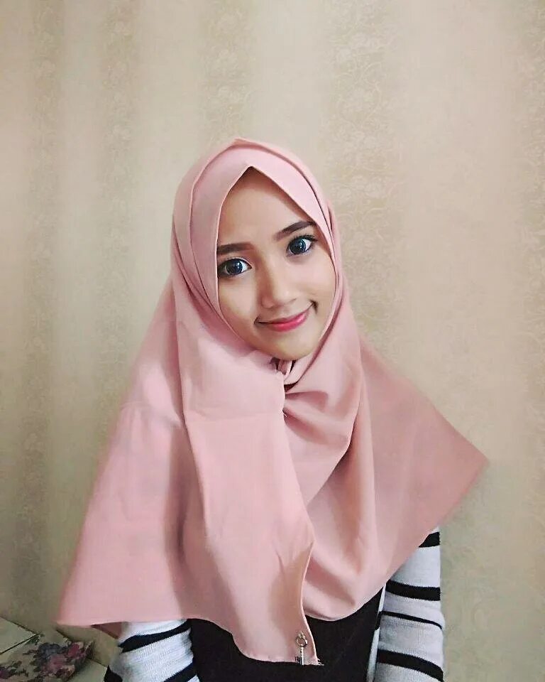 Istri cantik