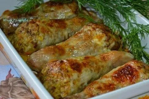 Фаршированные голени курицы грибами в духовке