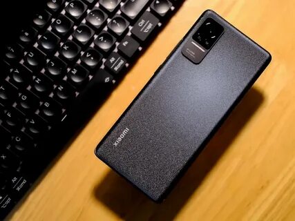 Xiaomi civi 4