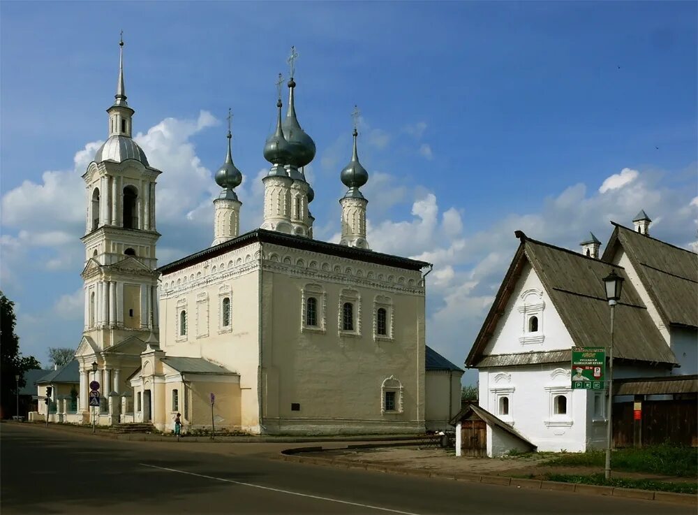 суздаль улицы города. суздаль город центральная улица. суздаль центральная улица. центральная улица суздаля. центральная улица суздаля.