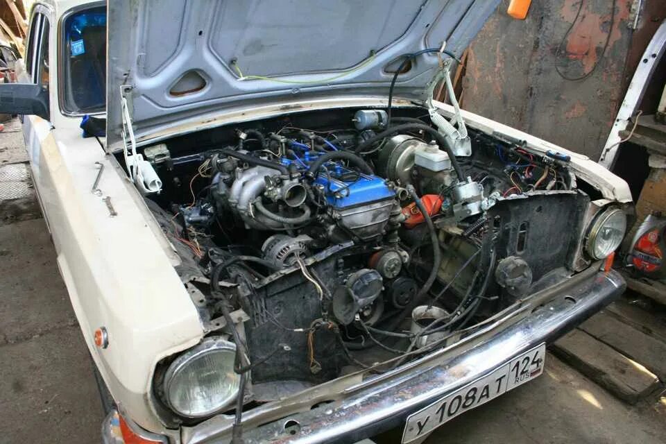 Волга с двигателем тойота 2jz. Волговский мотор 402. Двигатель волга змз 402. Какой двигатель можно поставить на волгу. Какой двигатель можно поставить на волгу.