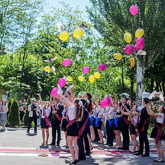 27 Школа Мариуполь. Школа 33 Мариуполь. Мариуполь школа 18. Школа 24 Мариуполь.