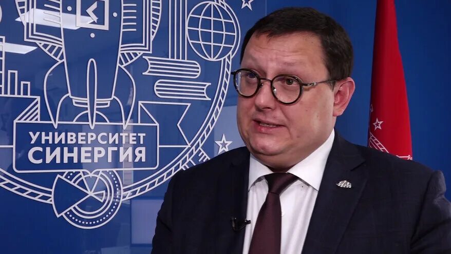 Васильев а и ректор университета синергия. Ректор университета синергия. Ректор синергии. Васильев артем игоревич ректор университета синергия. Ректор университета артём васильев.