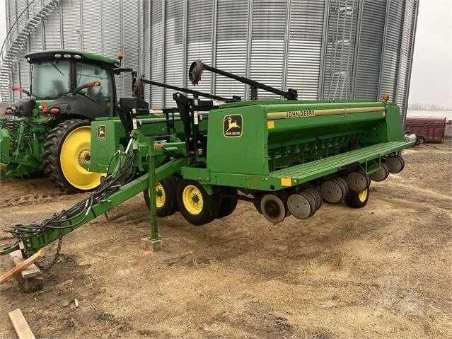 Сеялка 455 джон. Зерновые сеялки джон дир. John deere 455 звездочки. Сеялка джон дир 730. Сеялка джон дир 730.