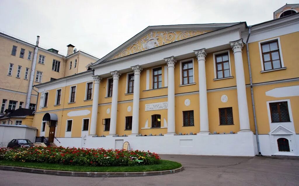 Усадьба лопухиных в москве. Усадьба лопухиных в малом знаменском переулке. усадьба лопухиных в москве музей рериха. палаты лопухиных в малом знаменском переулке. палатах лопухиных в малом знаменском.