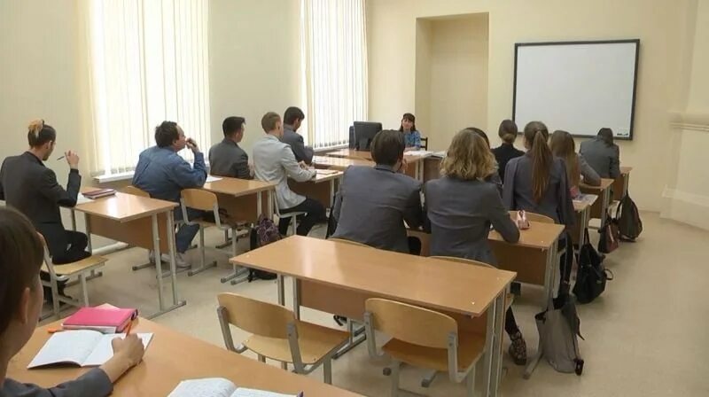 Кфу колледж елабуга. Елабужский колледж искусств. колледж культуры и искусств елабуга. еи кфу колледж елабуга. политех елабуга колледж.