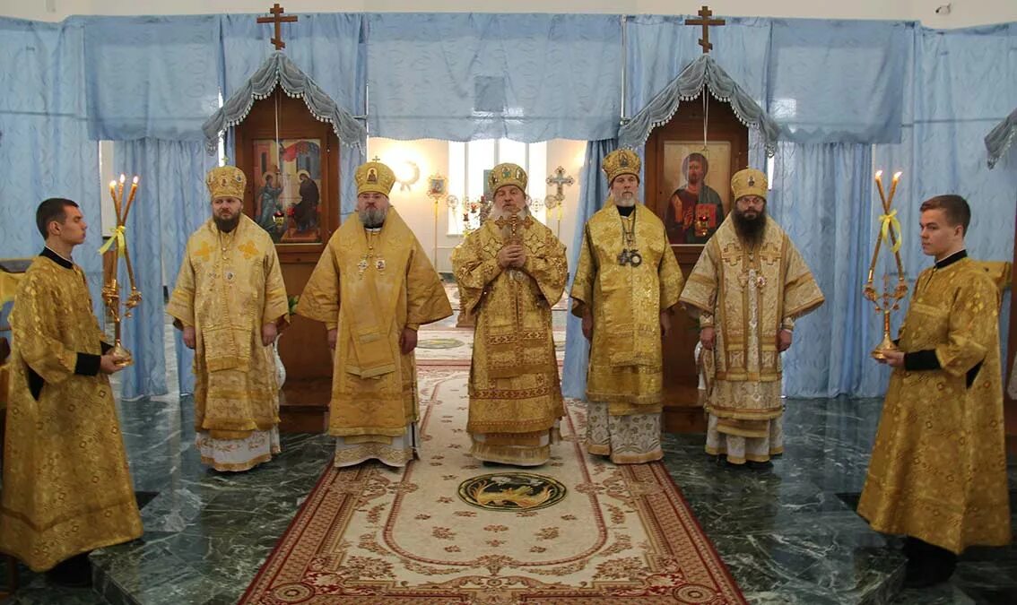 Служба в благовещенском соборе тюмень. Тюмень благовещенский храм. Служба в благовещенском соборе тюмень. Благовещенская церковь тобольск. Благовещенский собор воронеж праздник благовещение.