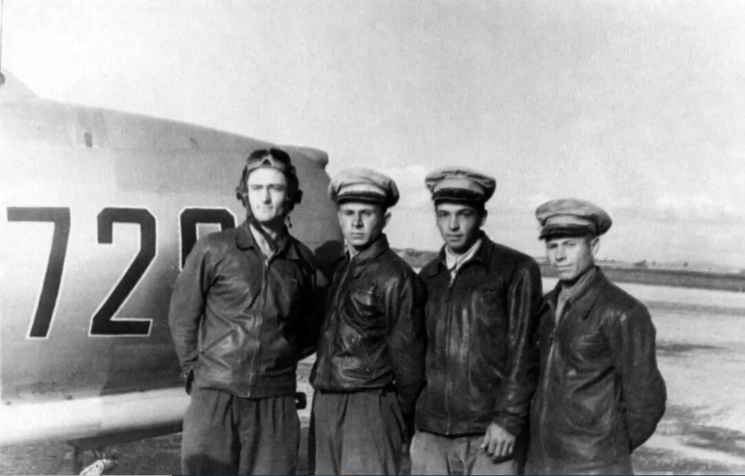 Черный четверг американской авиации. Советские летчики в корейской войне.