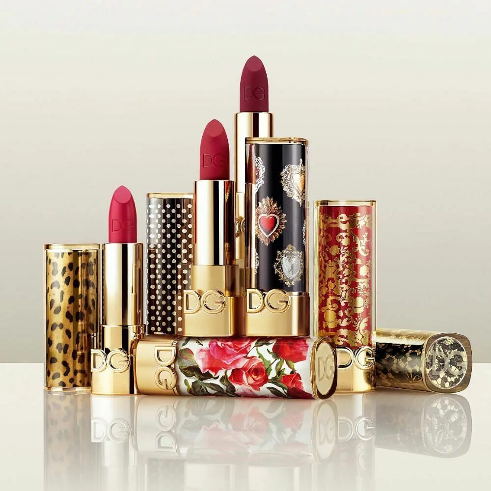 Помада Dolce Gabbana. Dolce Gabbana Lipstick. Помада Dolce Gabbana Matte Lipstick. Футляр для помады Дольче Габбана. Dolce gabbana помада the only one