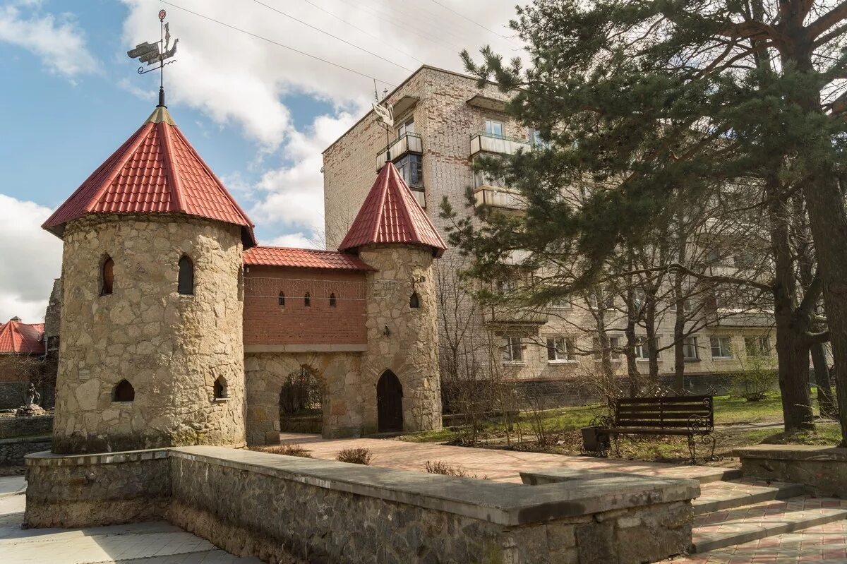 сосновый бор замок андерсенград. андерсенград в сосновом бору. сосновый бор сказочный город андерсенград. сосновый бор замок андерсенград. андерсон град сосновый бор.