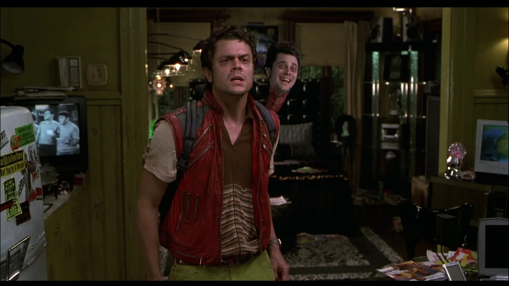 джонни ноксвилл люди в черном 2. люди в черном 2 двухголовый. ноксвилл люди в черном 2. корпорация монстров терри и тэрри. джонни ноксвилл люди в черном 2.