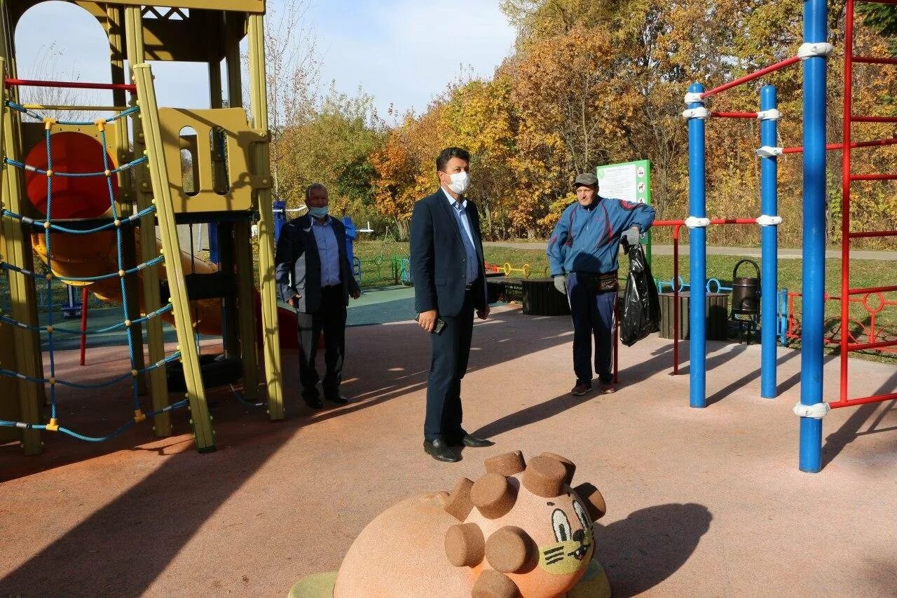 Серебряные пруды вокзал пту. Жд станция узуново. 1-я мытищинская улица поликлиника ржд. Москва 3. Автовокзал серебряные пруды.