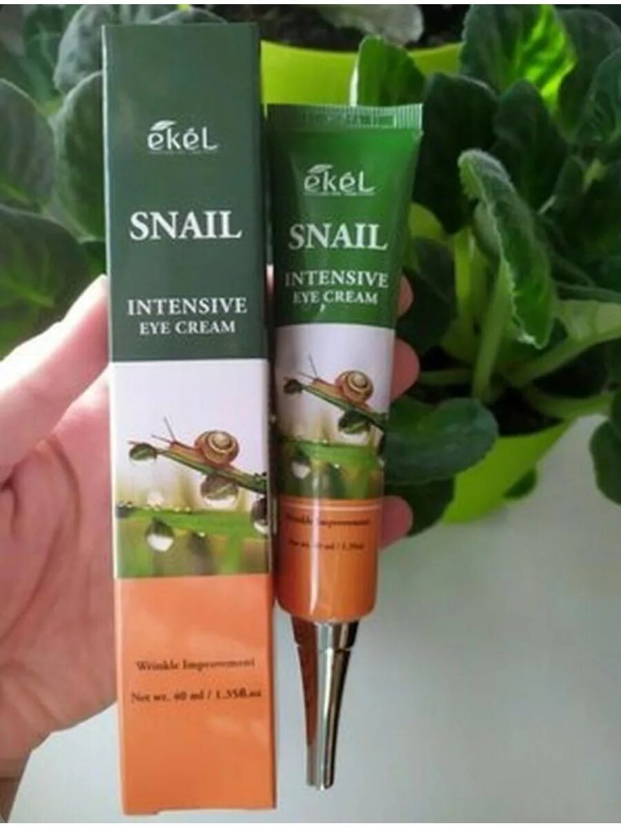 Крем для век с муцином улитки. [ekel] крем для век с муцином улитки snail intensive eye cream, 40 мл.. ekel eye cream snail крем для век с улиточным муцином 40мл / 518110. корея крем для глаз ekel. ekel snail intensive eye cream крем для кожи вокруг глаз с муцином улитки.