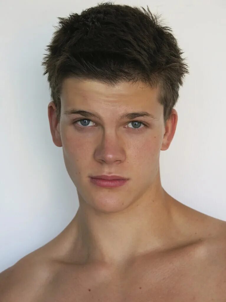 Адриен сахорес портрет. Типаж мальчиков. Феликс майяр 2021. Tim schuhmacher фотосессии. Типаж мальчиков.