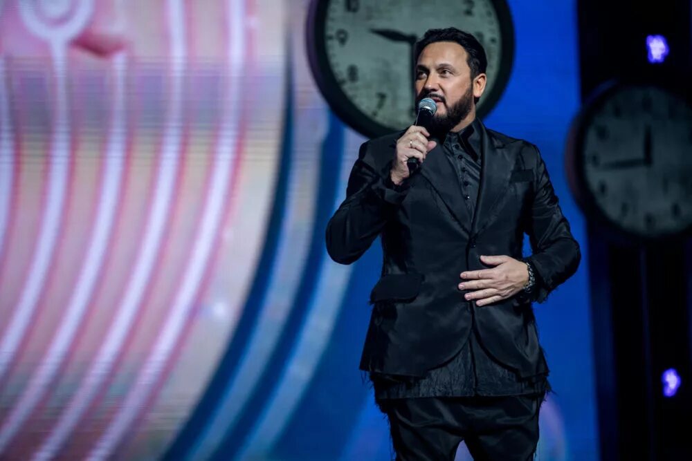 Валерий леонтьев и лев лещенко. Эфир песни года. Валерий леонтьев песня года 2021. Новая волна 2021 игорь крутой и демаш. Фото с песни года 2021.