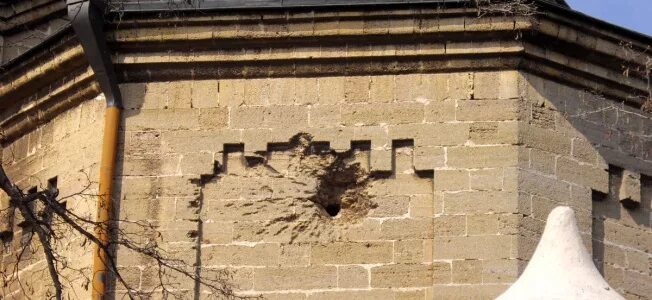 выстрел с пистолета с глушителем. оптический прицел для дальней стрельбы. воинской части 54160 в забайкалье. дыра в стене здания. следственный изолятор 1 смоленск.