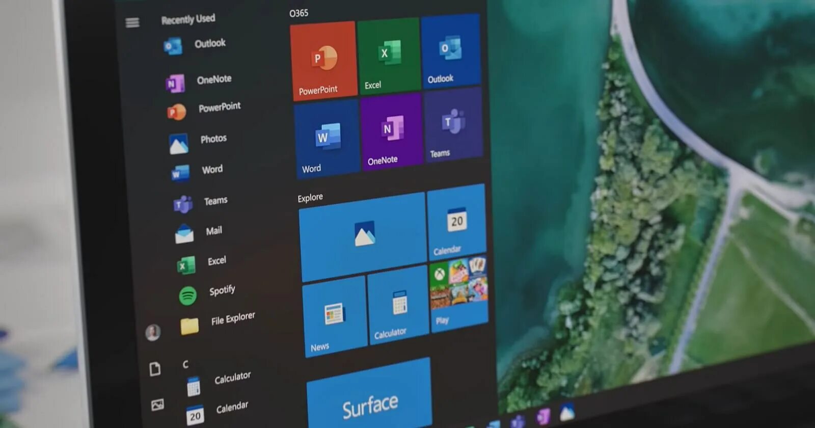 Windows 10 application. Виндовс 10. виндовс 19. дизайн windows. windows 10 pro.