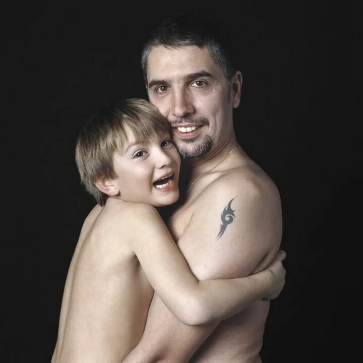 Поно сын. Gregoire korganow. папа и сын. голы родители.