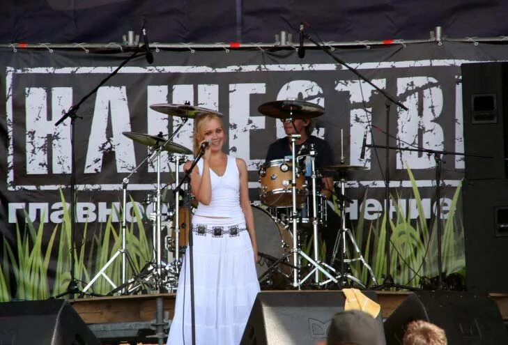 Ветер всем группа. Ветер. Ветер всем группа слушать. Группа ветер. Ветер всем группа солистка.