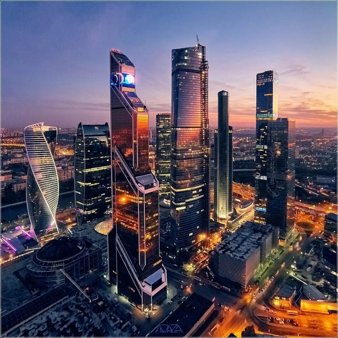 Мск на телефоне. Москва Сити 8к. Москоу Сити небоскребы. Москва Сити 2090.