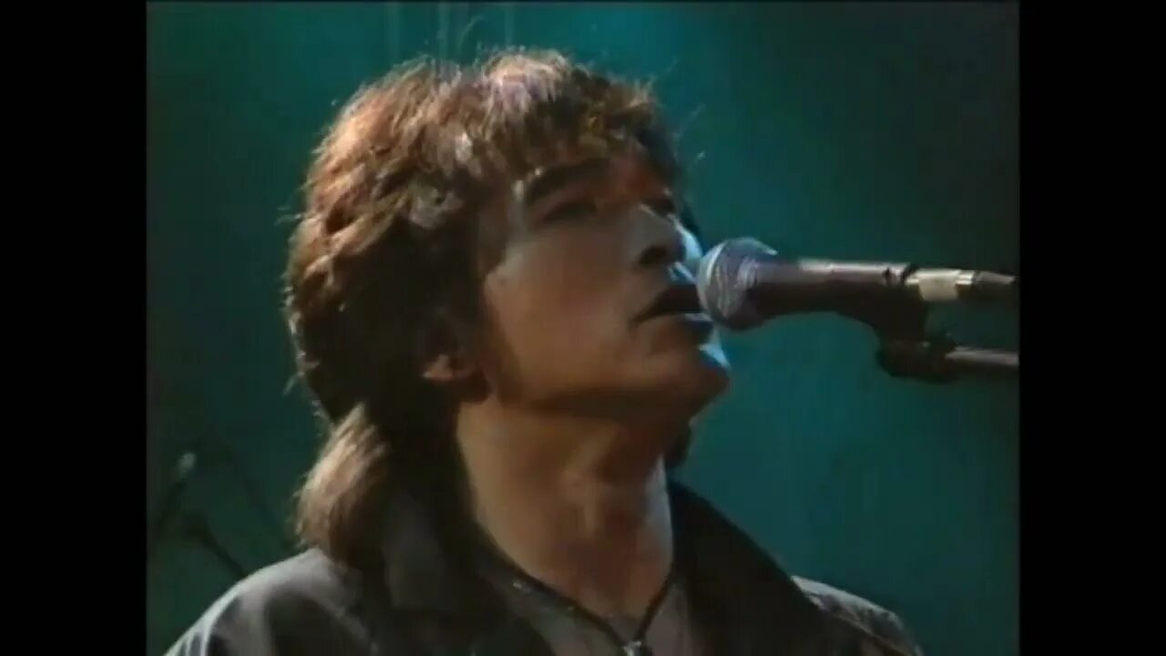 Цитаты цоя. Цой весь мир идет на меня войной. Цой весь мир идет. Плохой мальчик эстетика. Афоризмы виктора цоя.