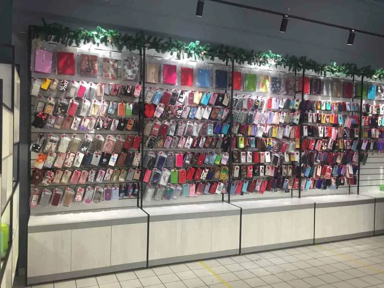 Название для магазина автоаксессуаров. Конфискат в красноярске на глинки. Q store красноярск. Магазин автомобильных аксессуаров материк. Магазины аксессуаров красноярск.