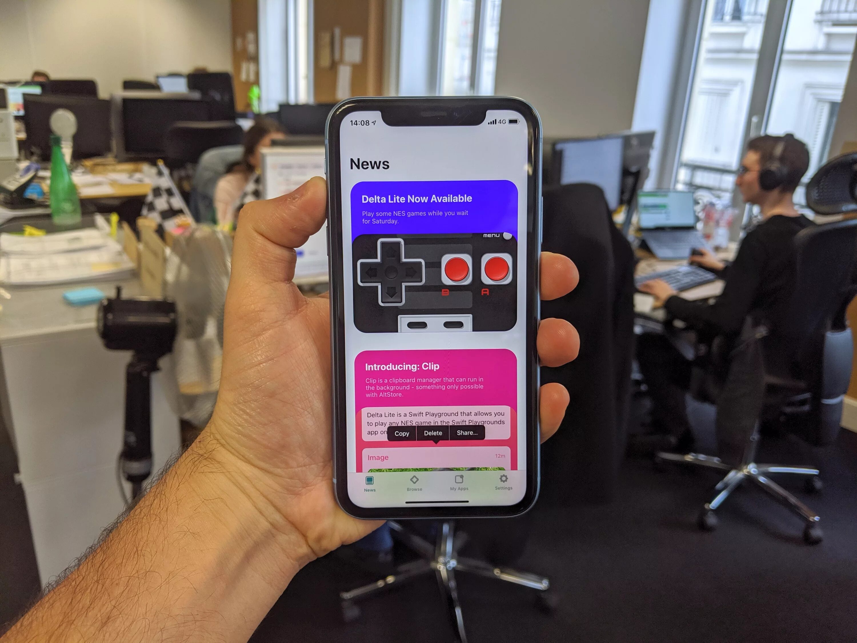 Приложение на ios без app store. Altstore. altstore без пк. магазин приложений для айфона без джейлбрейка. аналог app store для iphone без джейлбрейка.