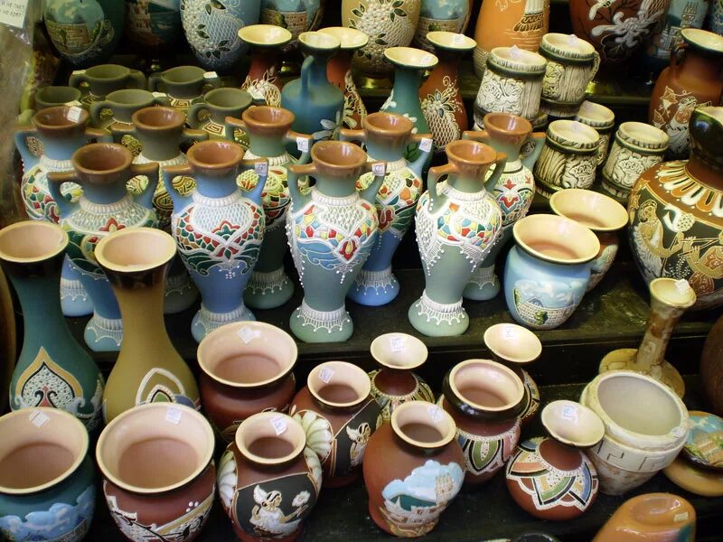 Сувениры из сочи лазаревское. Адлер необычные сувениры. Подарки и сувениры из сочи. Сочи сувениры на рынке. Что привезти из адлера.