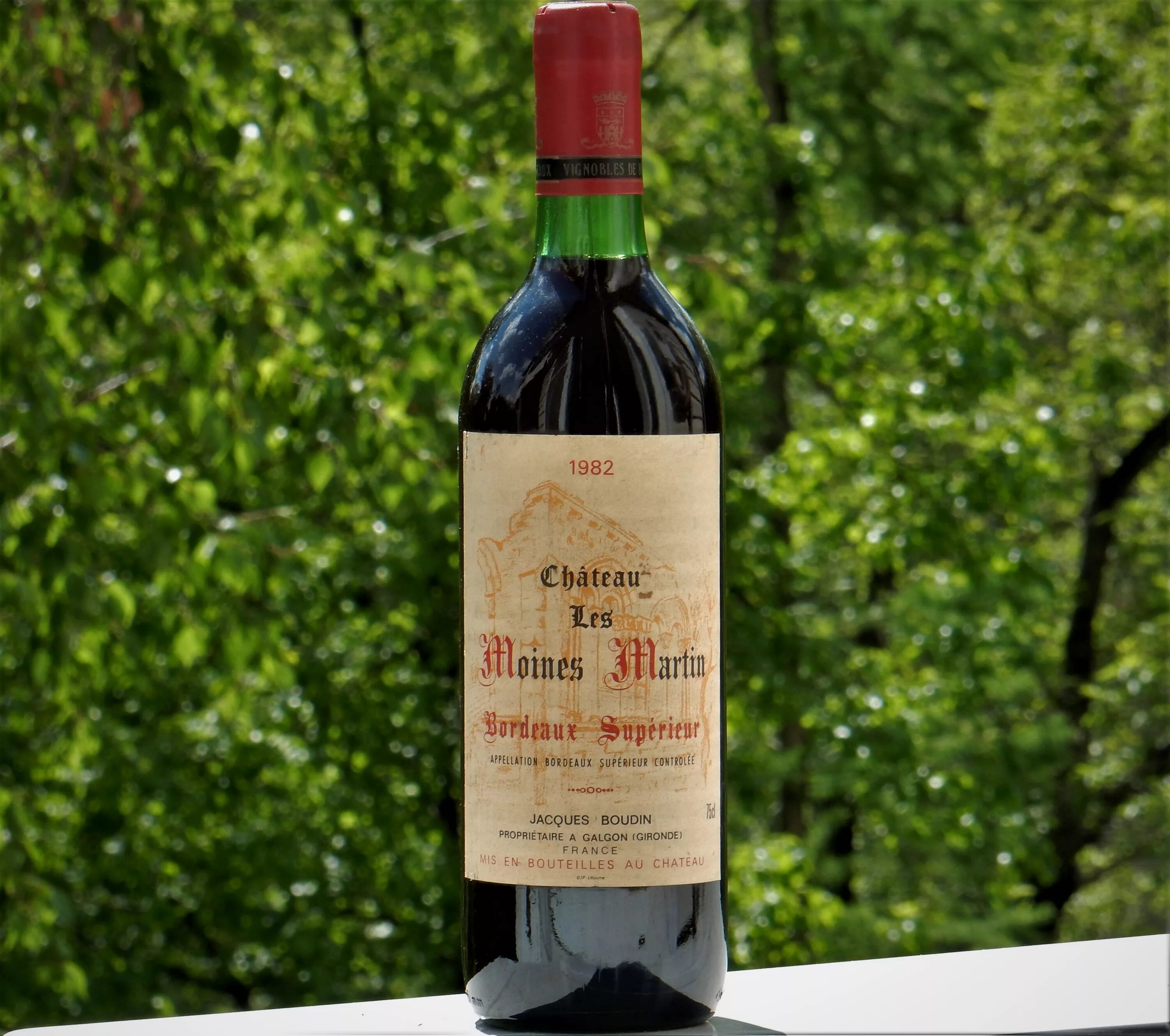 Вино Шато Франция. Шато манто 1982 года вино. Французское вино бордо. Шато Франция Франция вино. Сорта французских вин
