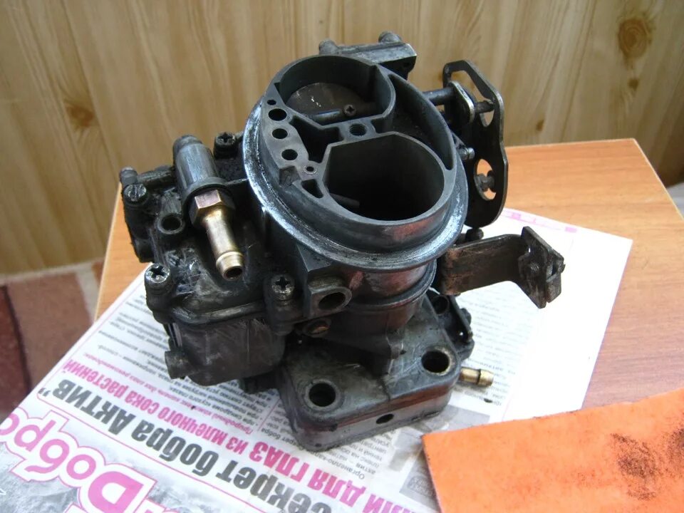 Карбюратор walbro для бензопилы регулировка. Карбюратор аллам. Карбюратор ваз 2108. Блок заслонок карбюратора 2107. Toyota 3s карбюратор.