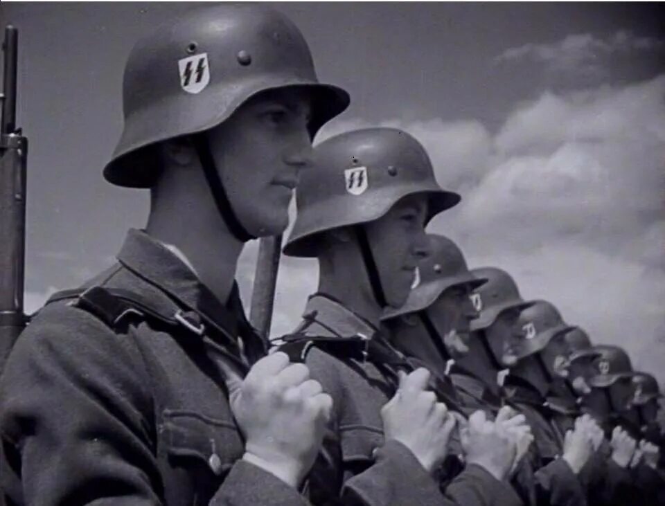 Сс ж. Солдаты Waffen SS. Солдат СС 3 Рейх. Waffen SS (войска СС).. SS армия третьего рейха.