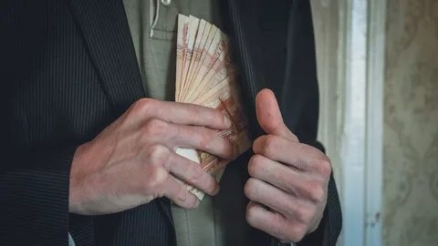 Осужденные за взятки