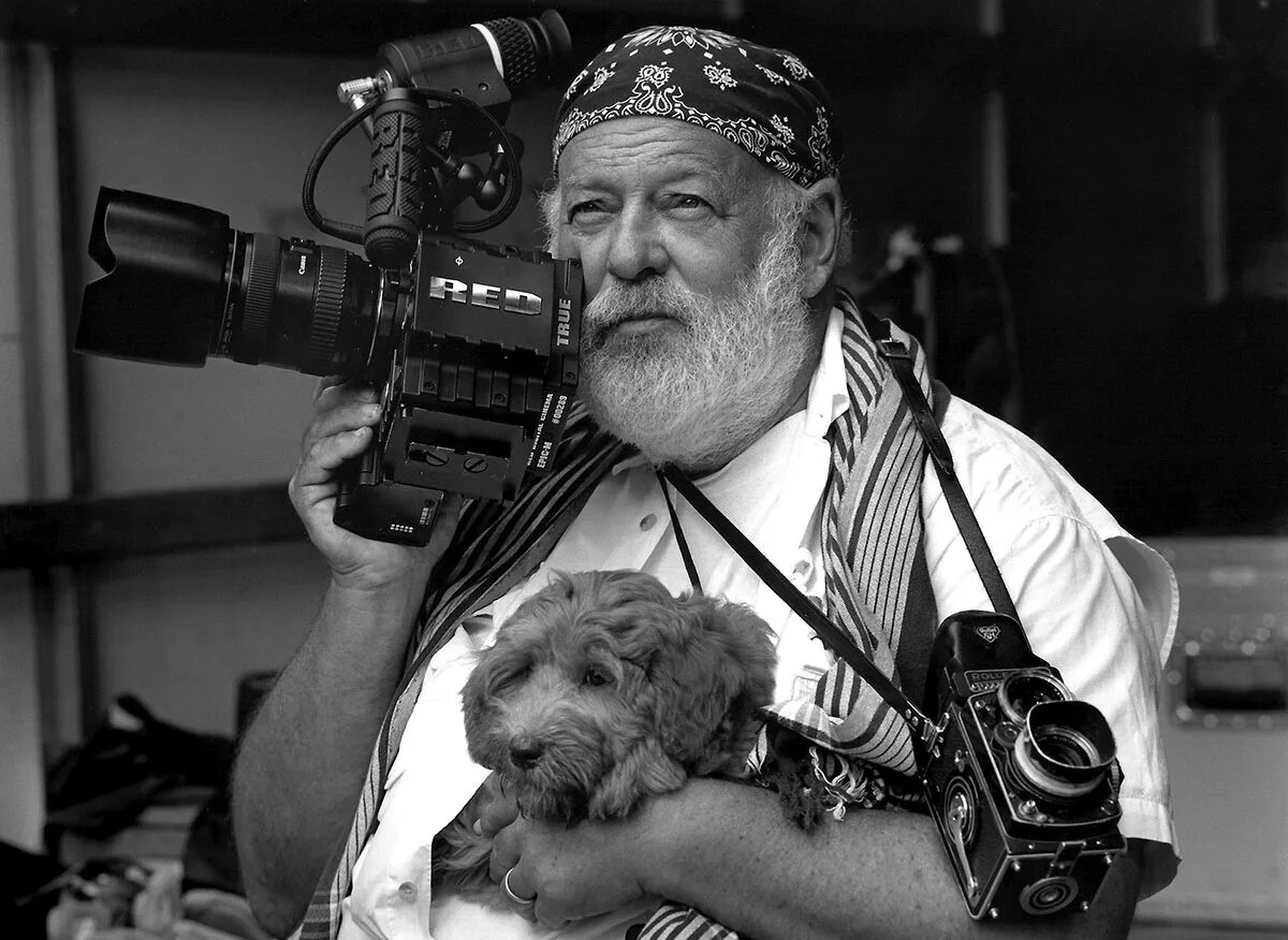 Фото известных российских фотографов. Брюс Вебер. Bruce Weber фотограф. Брюс Вебер фотограф работы. Брюс Вебер фотографии.