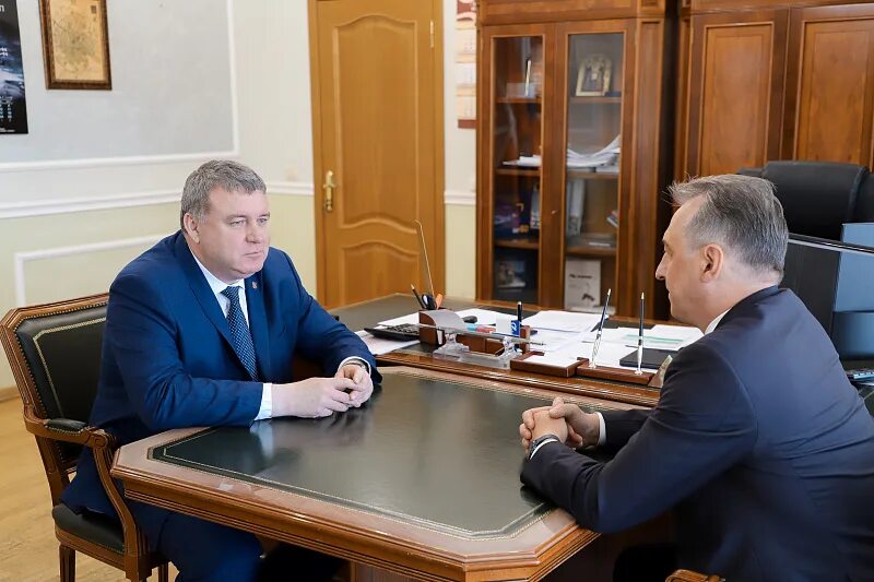 Тульская городская Дума. Юрий Цкипури поздравил коллектив ПАО "НПО "Стрела