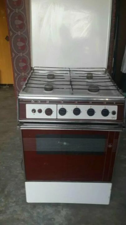 Мотоблок в гаи. Трактора конфискат. Стенка б/у. Сливочное масло брест-литовск. Диван б/ у от 1000р.