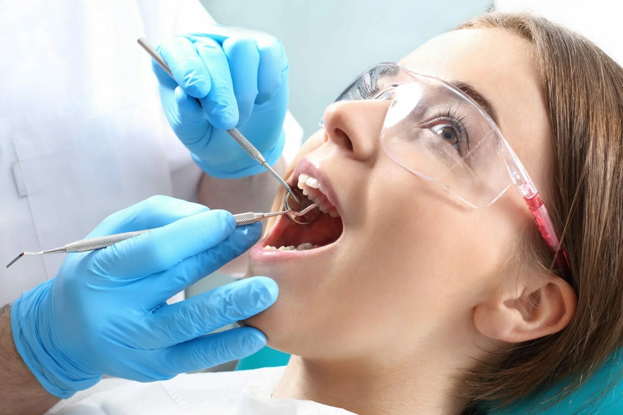 Root canal. Стоматология зубы. Терапевтическая стоматология. Терапевтическая стоматология зубов. Пломбирование зубов терапия.