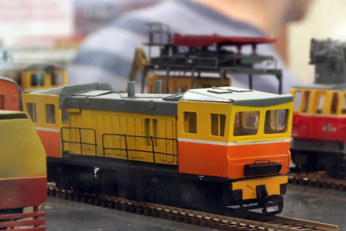 Шаростержневая модель 2 метилпропан. Сау гвоздика 2с1. 2. 2. 2тэ116 piko.