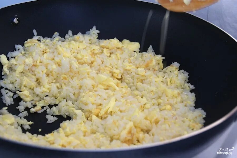 Рис с желтком. Рис с жареным луком. Рис с яйцом. Рис с яйцом и луком. Печень рис яйца