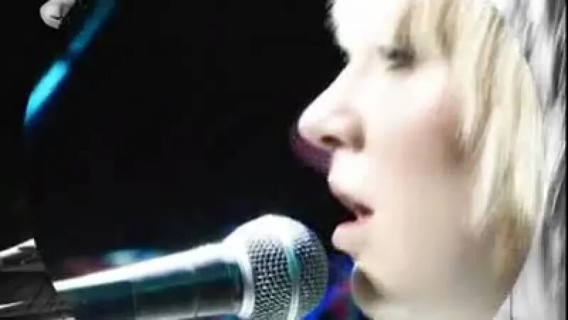 Песня я испарюсь. Песня я испарюсь. Я улечу испарюсь словно птица тик ток. Стих пока мы живы. Песня я испарюсь.