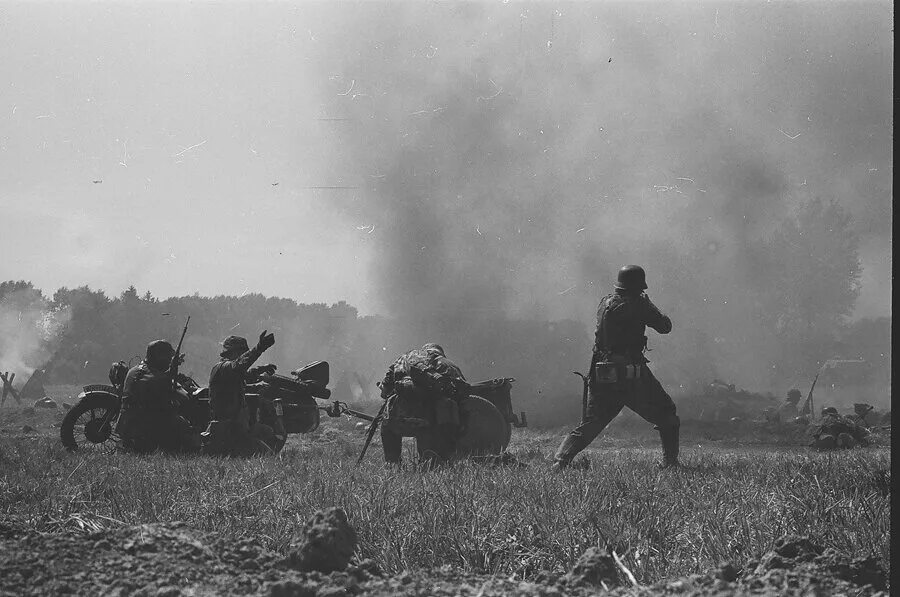 на поле боя сражались